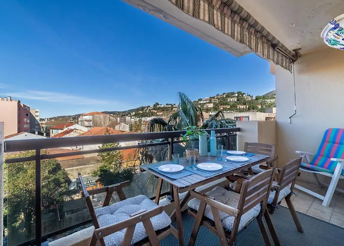 Apartment Saint James-12 By Interhome