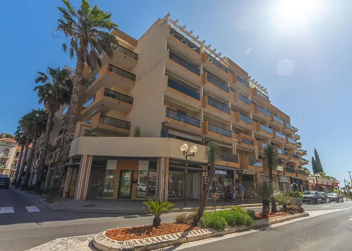 Apartment Saint James-12 By Interhome