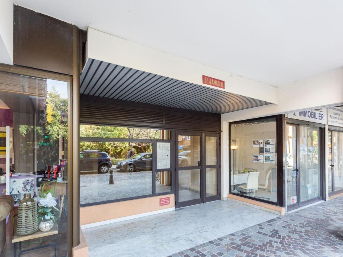 Saint James-12 By Interhome *