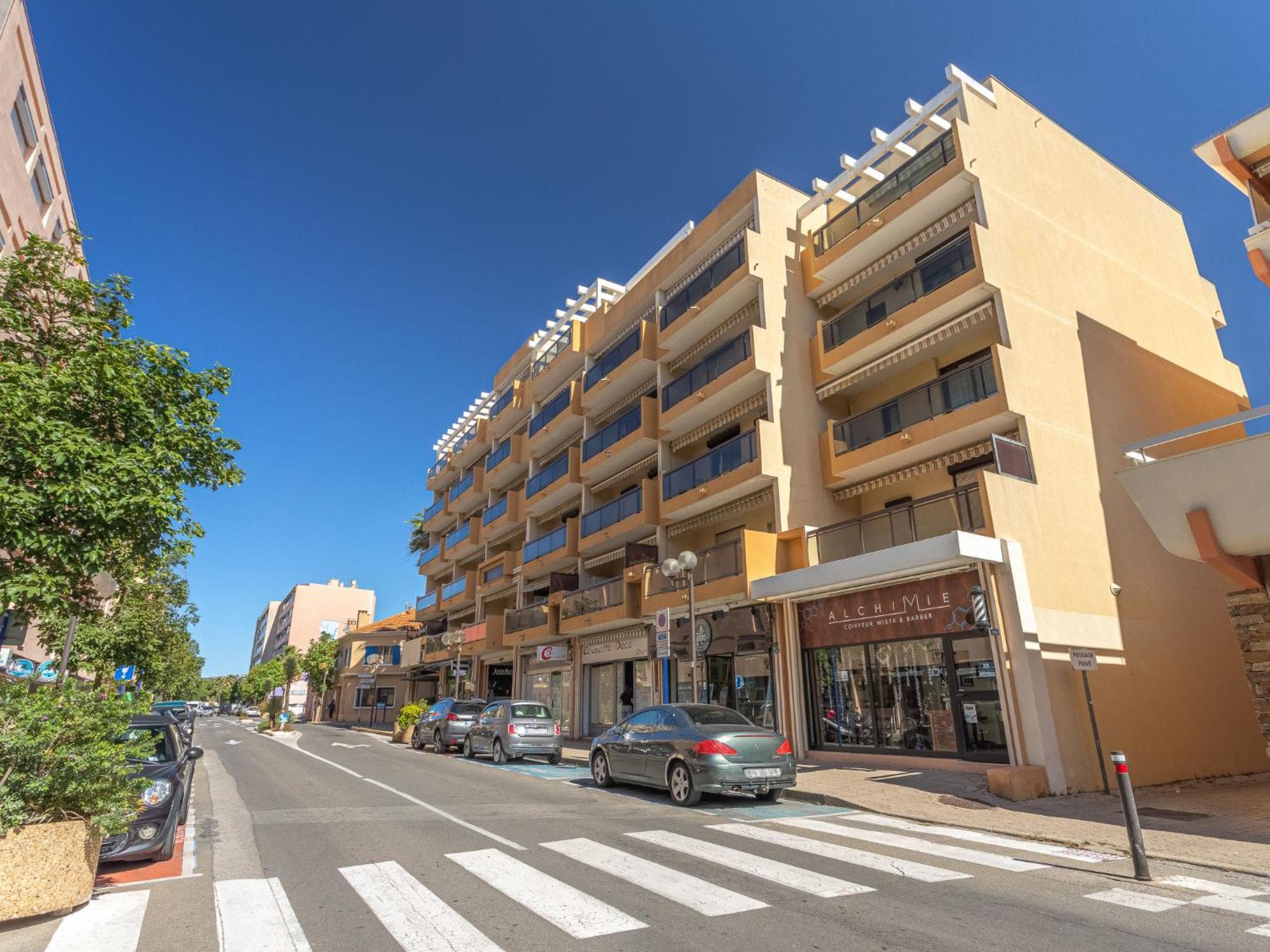 Saint James-12 By Interhome Apartment